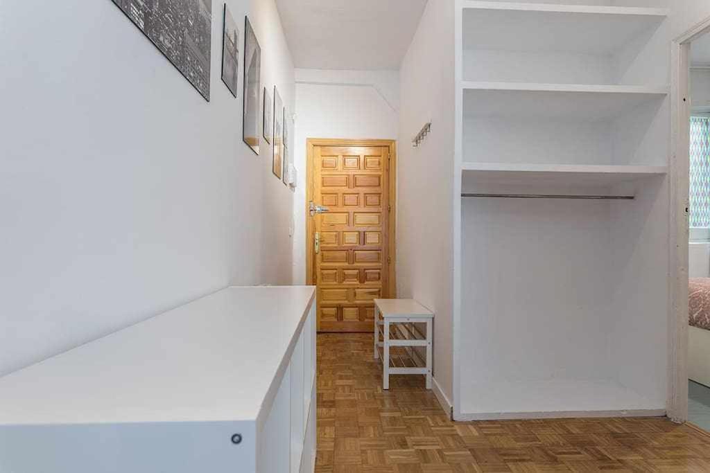 Апартаменти Apartamento Confortable En Atocha Мадрид Екстер'єр фото
