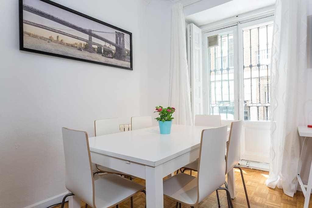 Апартаменти Apartamento Confortable En Atocha Мадрид Екстер'єр фото